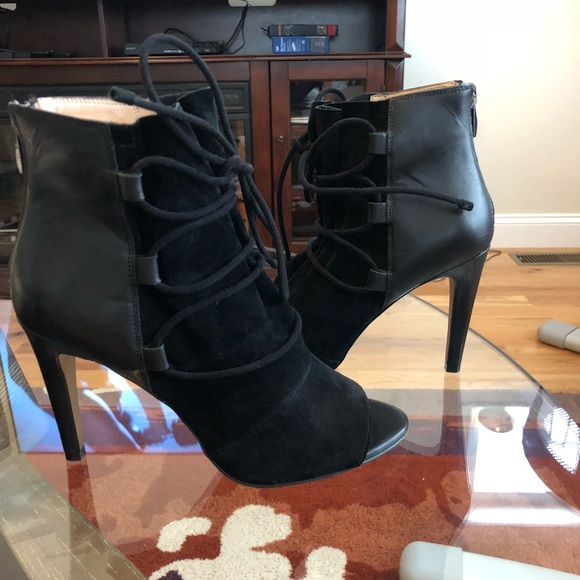 French Connection Bootie size 38- 7.5 - Picture 2 of 8